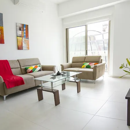 Qcc Apartmán Larnaca
